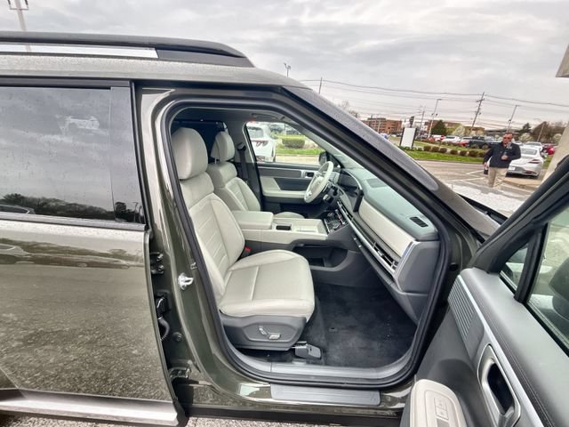 Used 2024 Hyundai Santa Fe Limited FWD image 26