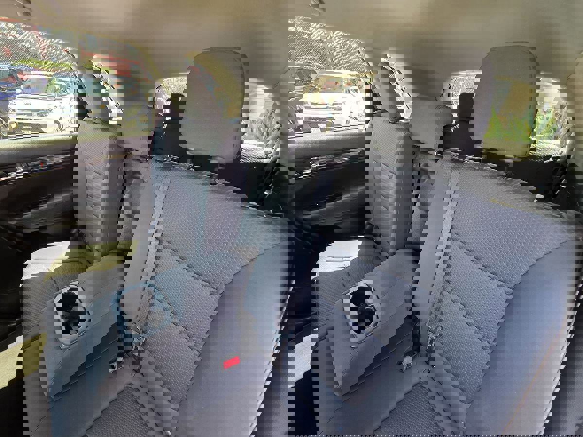 Used 2013 Kia Sorento LX w/ Third Row Pkg image 29