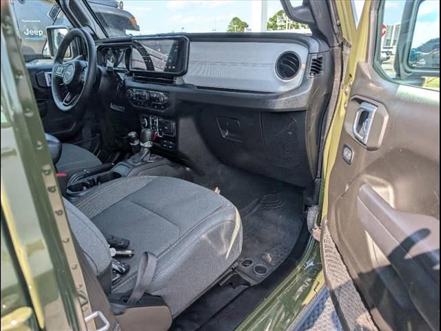 Used 2024 Jeep Wrangler Sport S image 23
