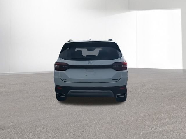 New 2025 Honda Pilot Touring image 8