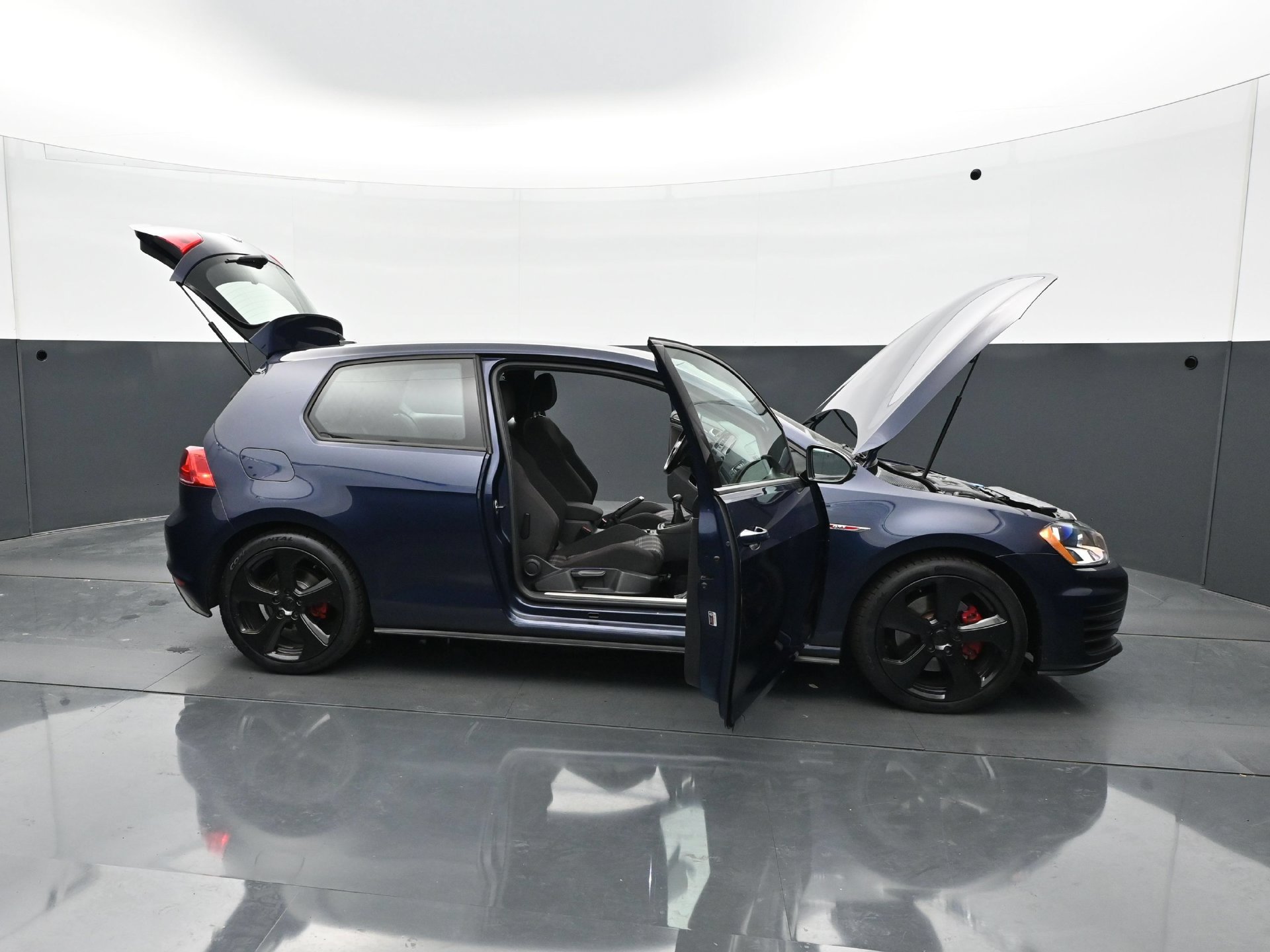 Used 2016 Volkswagen GTI S FWD image 33