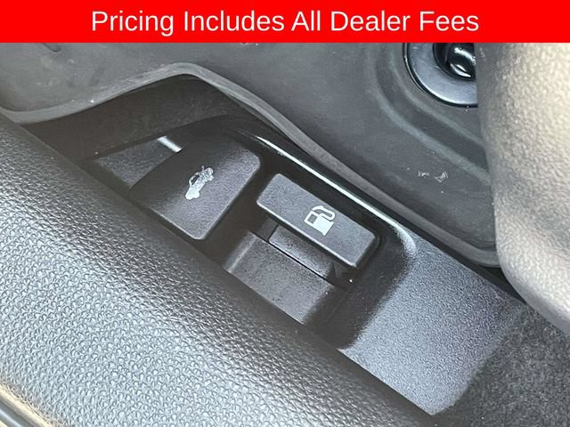 Used 2025 Toyota Corolla LE w/ Convenience Package FWD image 22