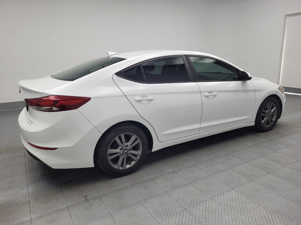 Used 2017 Hyundai Elantra SE image 10