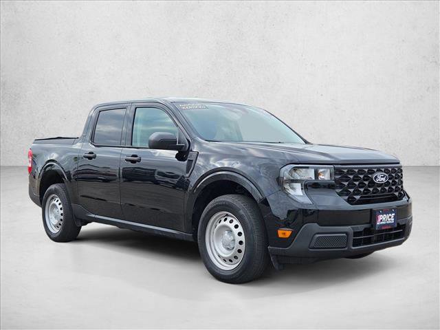 Used 2025 Ford Maverick XL image 3