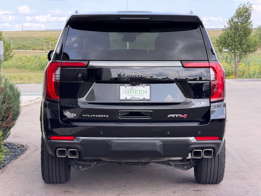 Used 2026 GMC Yukon XL AT4 w/ AT4 Premium Package AWD/4WD image 8