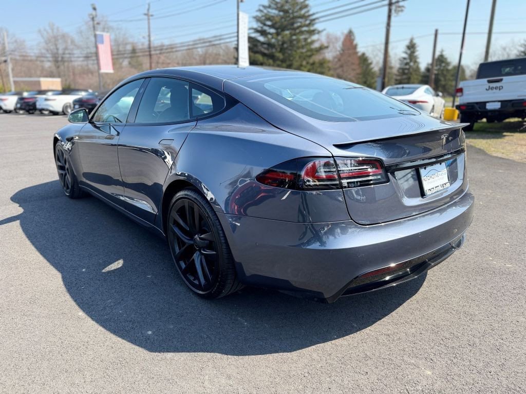 Used 2022 Tesla Model S Plaid image 6