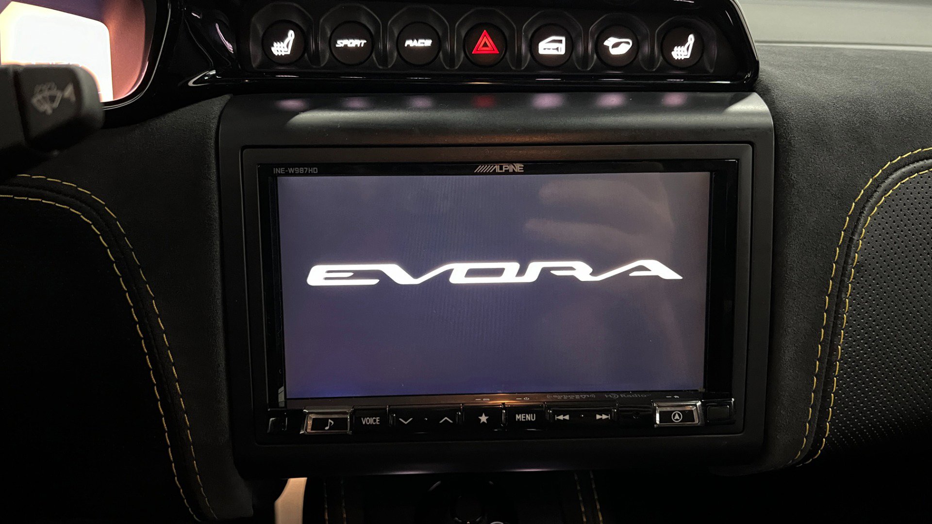 Used 2021 Lotus Evora image 51