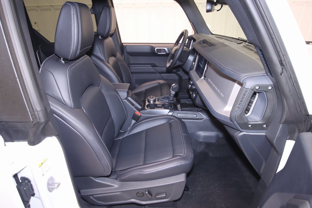 New 2025 Ford Bronco Outer Banks image 14