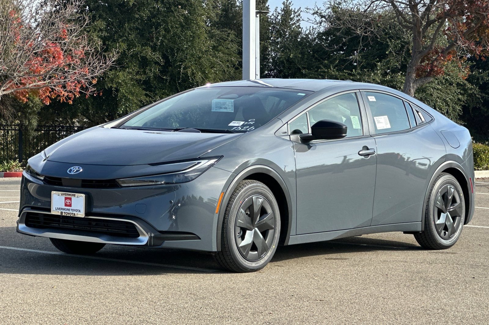 New 2026 Toyota Prius Plug-In Hybrid FWD image 7