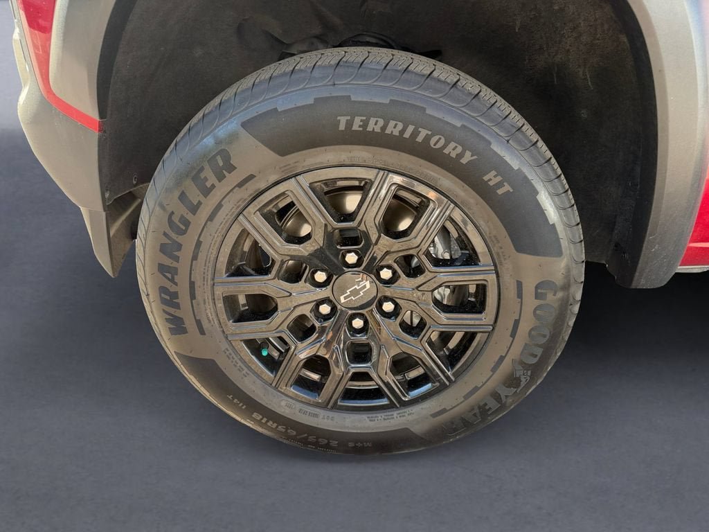 Used 2024 Chevrolet Colorado Trail Boss AWD/4WD image 14