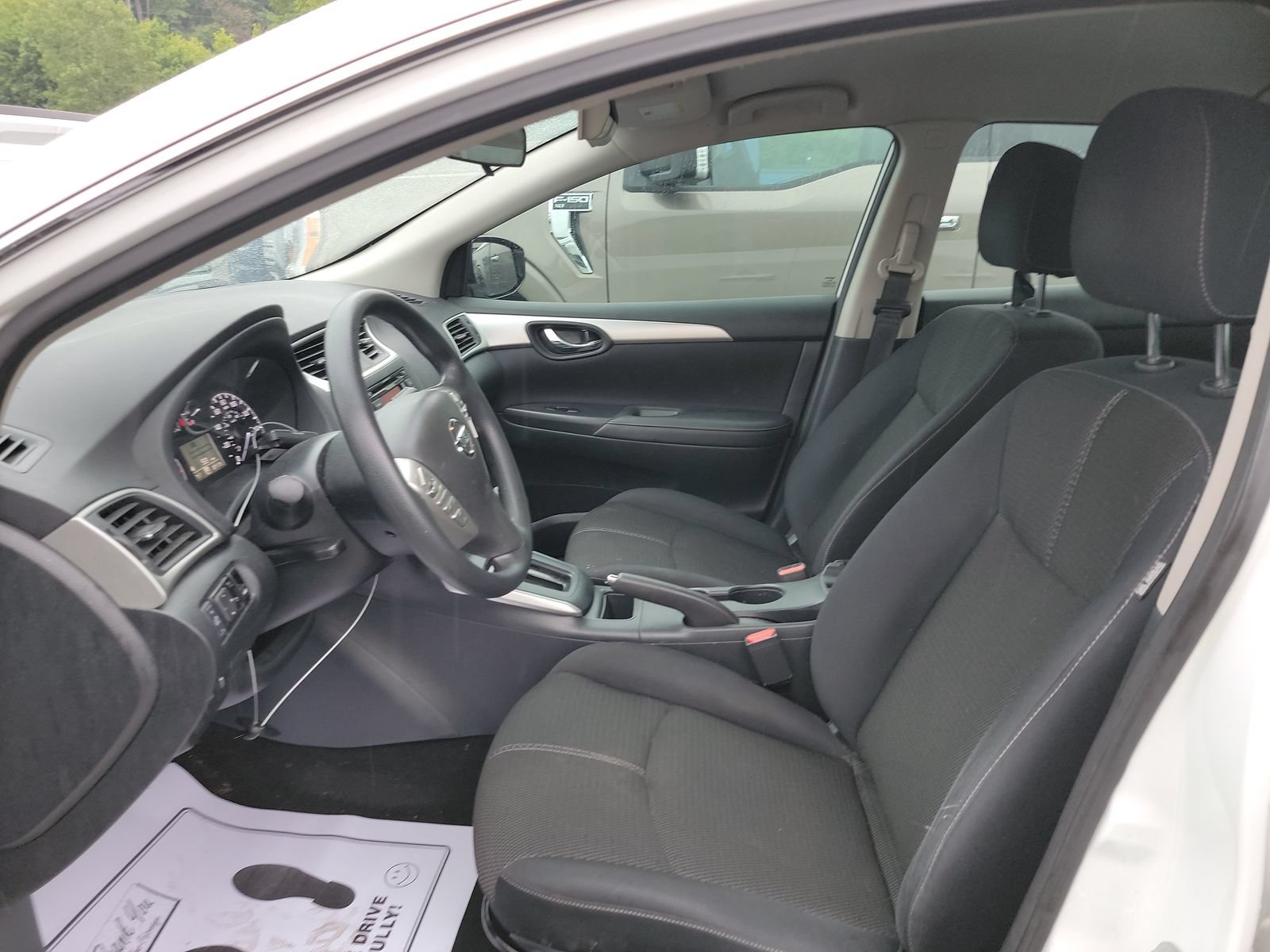 Used 2017 Nissan Sentra S FWD image 7