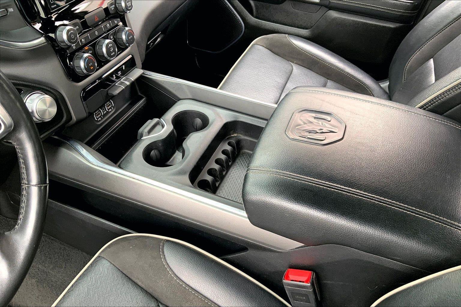 Used 2024 RAM 1500 Laramie AWD/4WD image 16