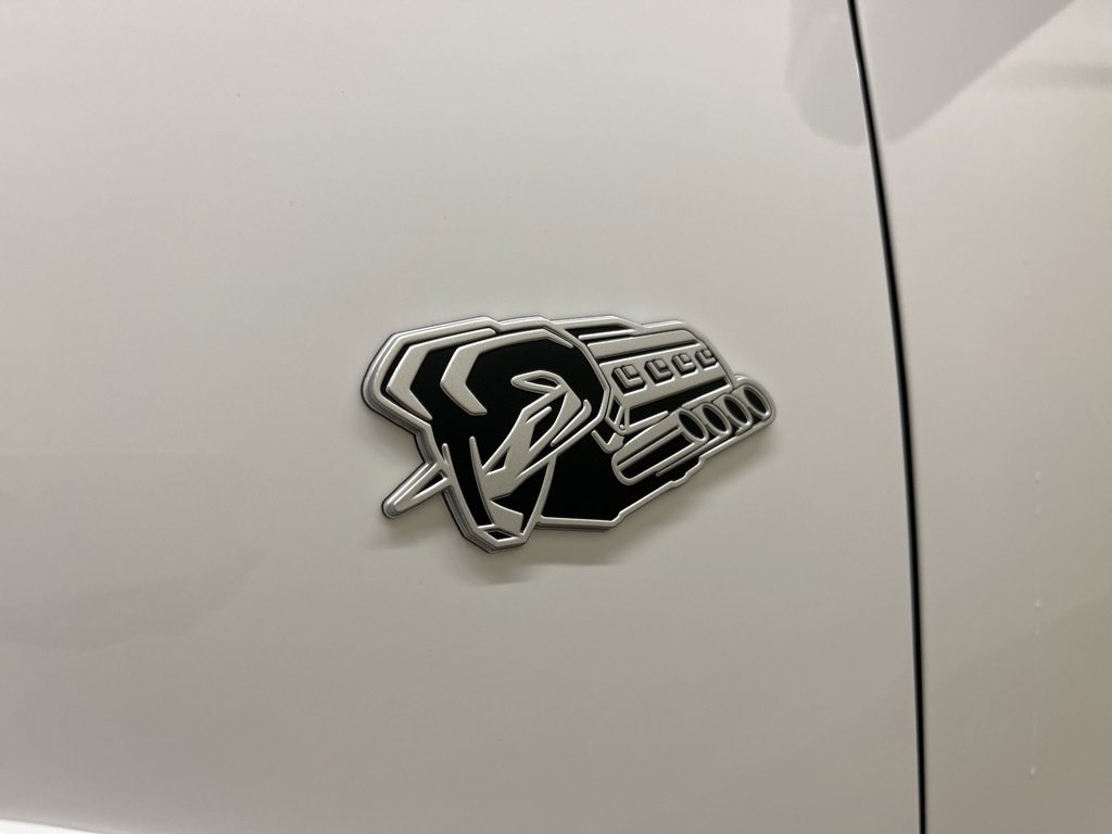New 2026 RAM 1500 4x4 Crew Cab image 27