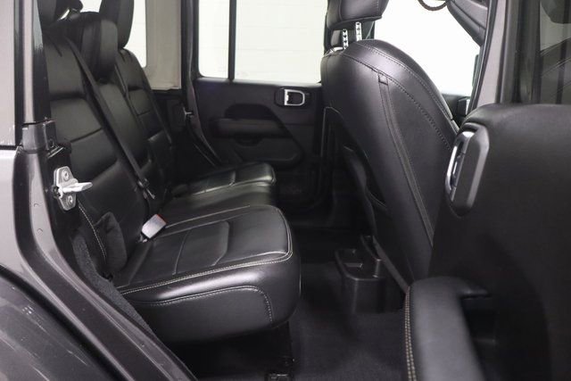 Used 2019 Jeep Wrangler Unlimited Sahara w/ Uconnect 4C Nav & Sound Group image 16