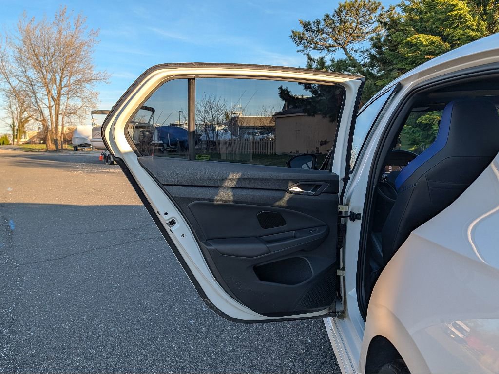 Used 2024 Volkswagen Golf R image 11