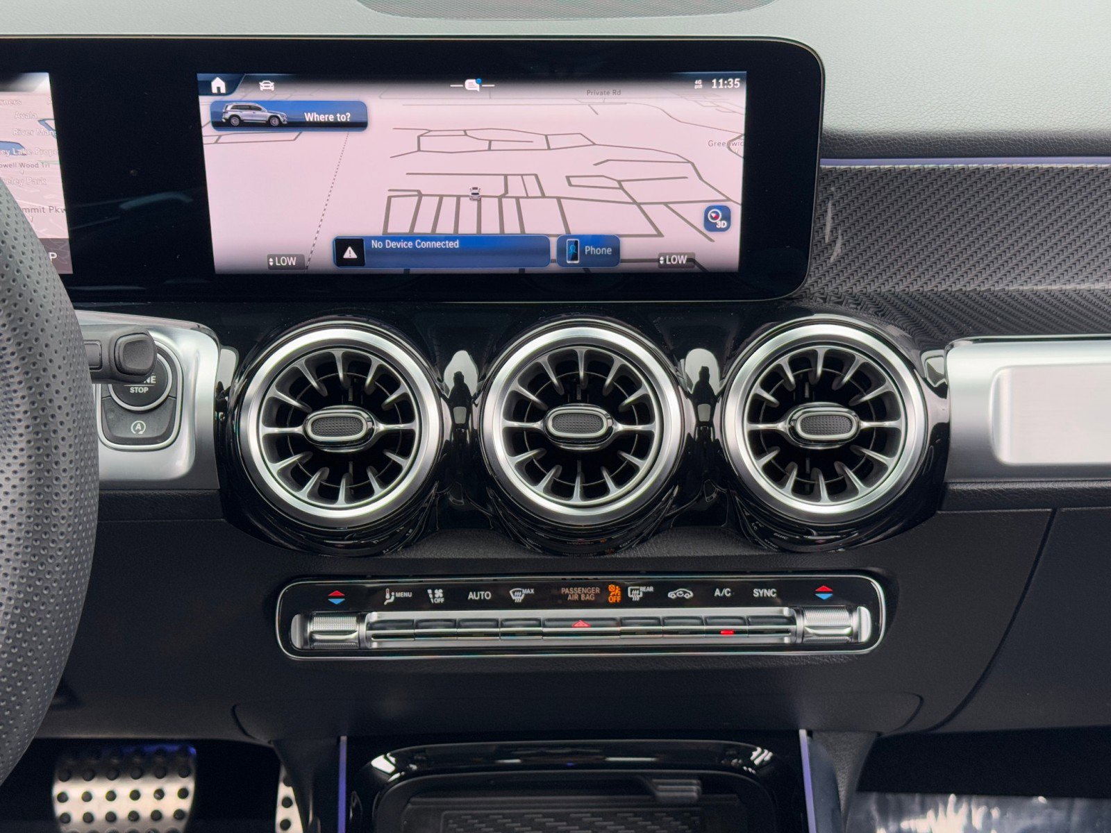 Used 2024 Mercedes-Benz GLB 35 AMG 4MATIC image 28