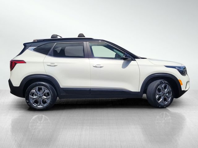 Used 2024 Kia Seltos S image 3