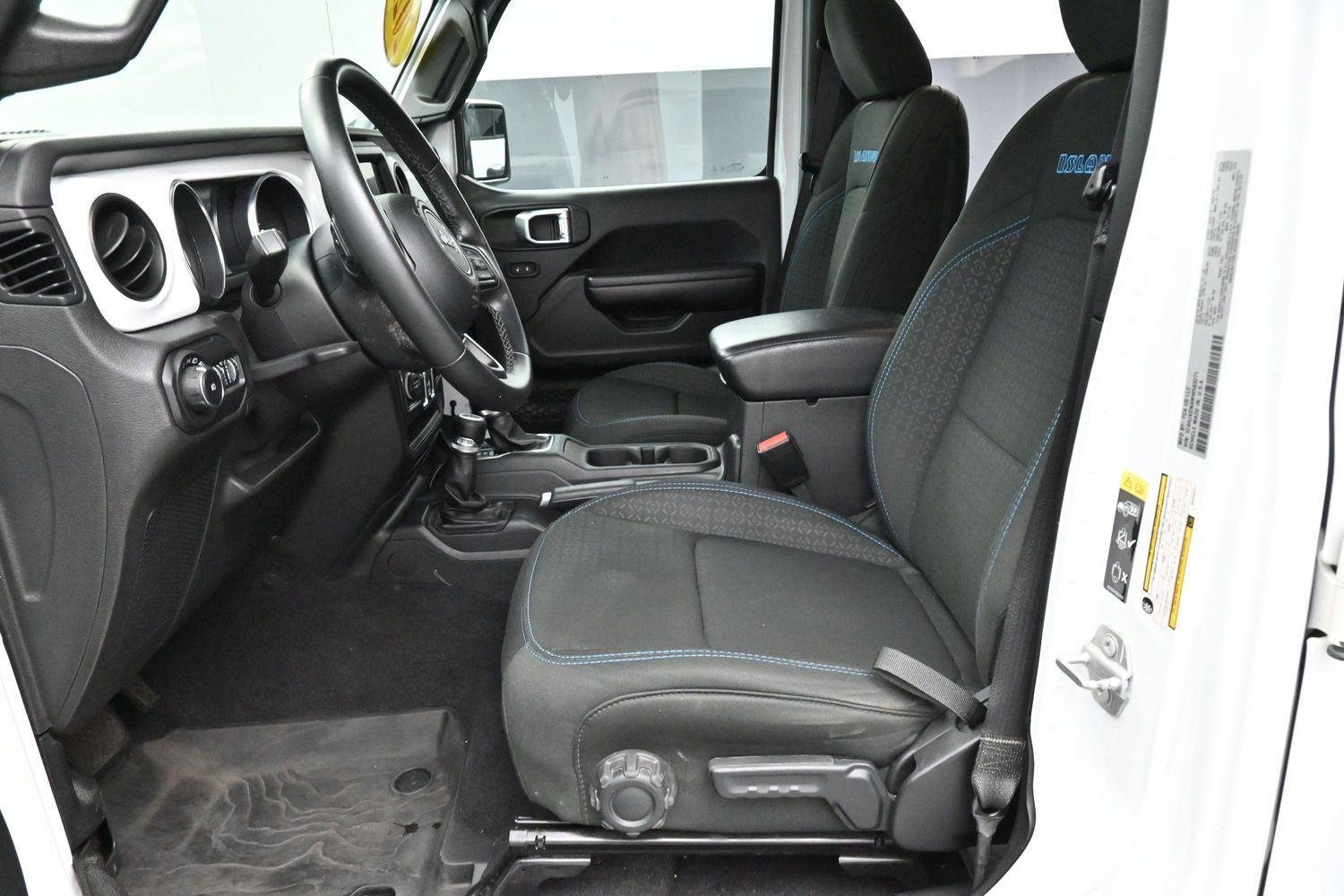 Used 2021 Jeep Wrangler Unlimited Sport AWD/4WD image 12
