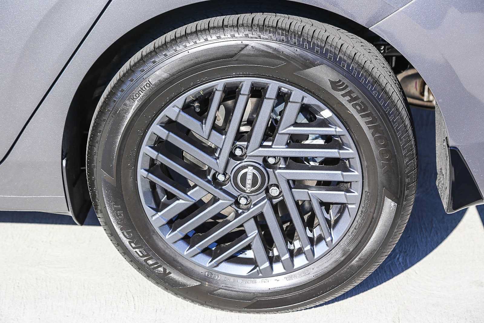 Used 2027 Nissan Sentra SV w/ Floor Mat Package FWD image 10