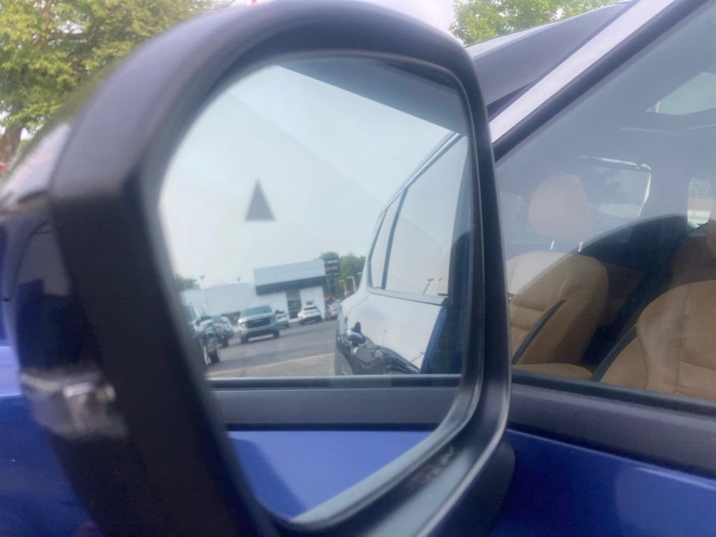 Used 2021 Nissan Rogue Platinum AWD/4WD image 25