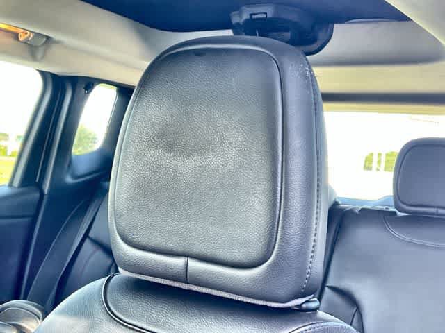 Used 2016 Jeep Renegade Trailhawk w/ Premium Trailhawk Package AWD/4WD image 25