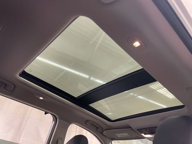 Used 2022 Nissan Rogue SL w/ SL Premium Package image 16