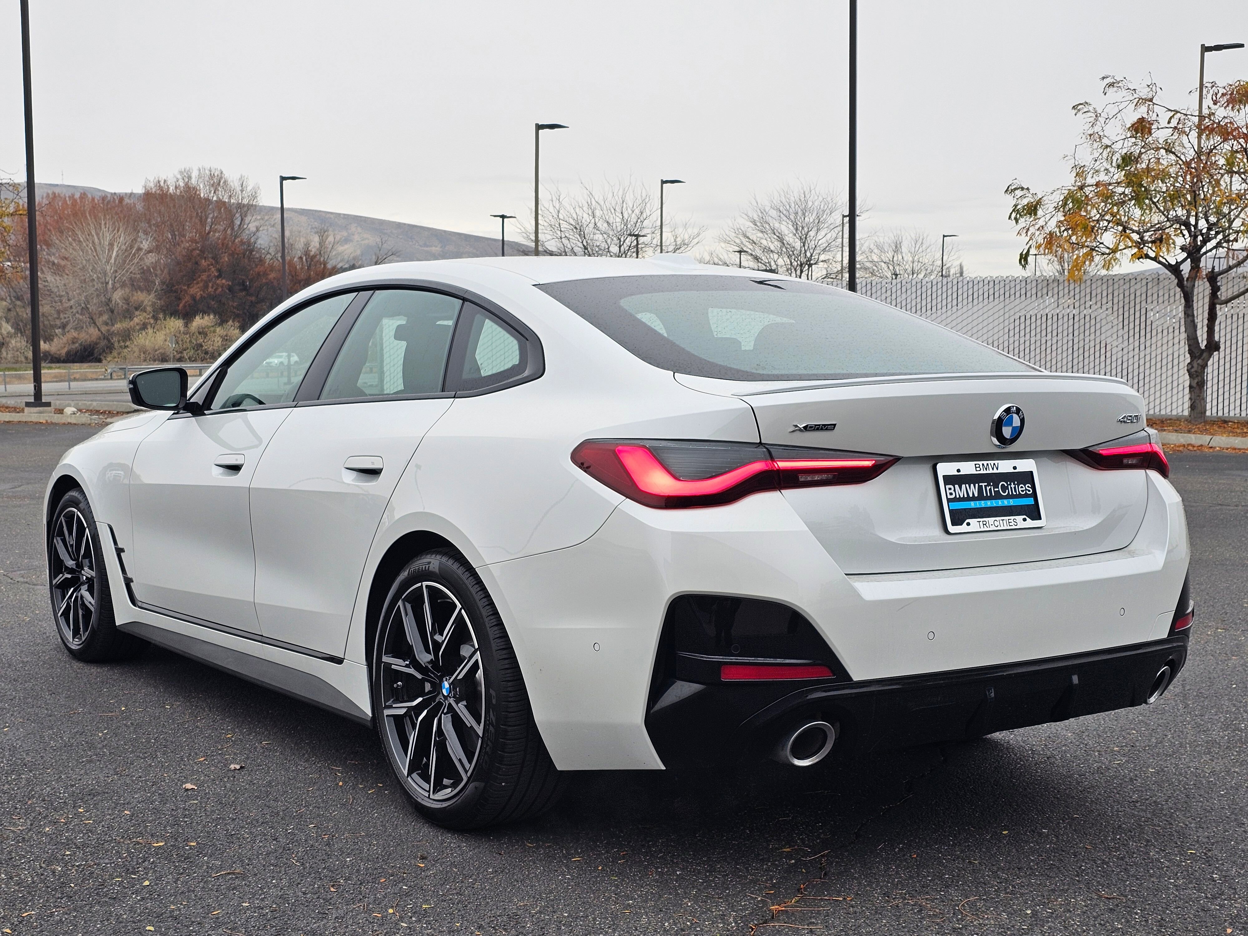 Certified 2025 BMW 430i xDrive w/ M Sport Package image 4