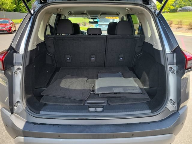 Used 2023 Nissan Rogue S AWD/4WD image 9