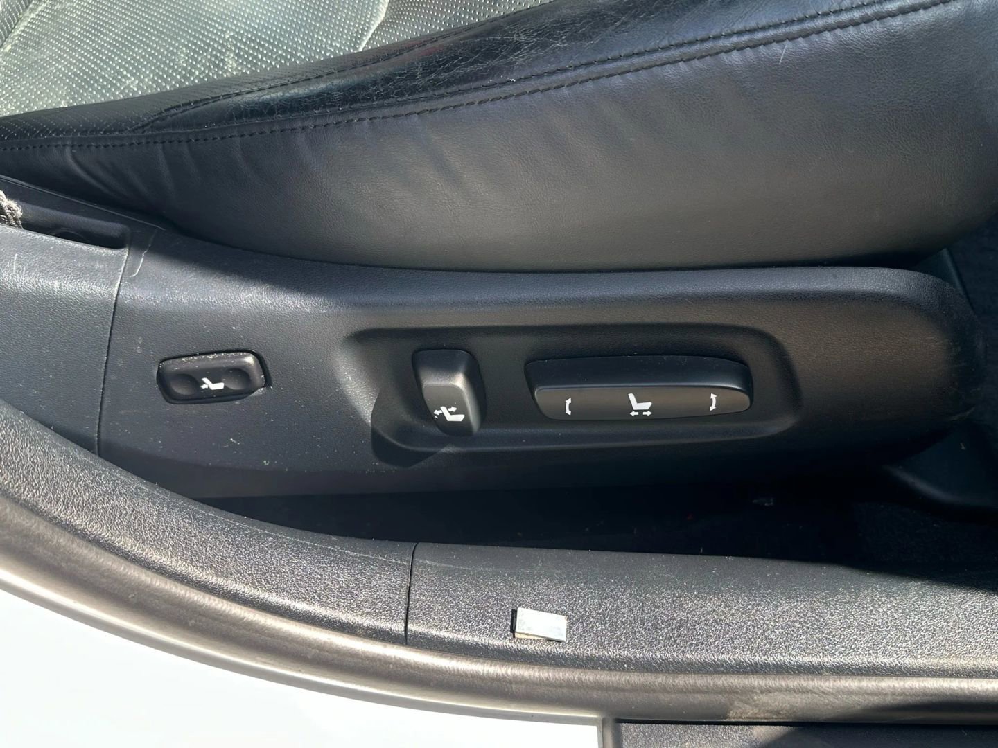 Used 2012 Lexus ES 350 FWD image 16