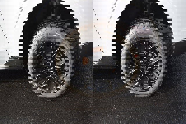 New 2025 Ford Maverick Lariat w/ Black Appearance Package image 4