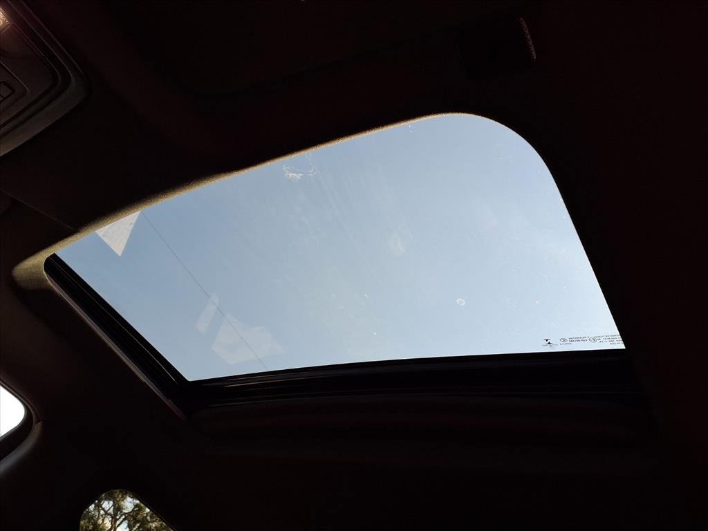 Used 2020 Chevrolet Silverado 3500 High Country w/ Snow Plow Prep/Camper Package image 22