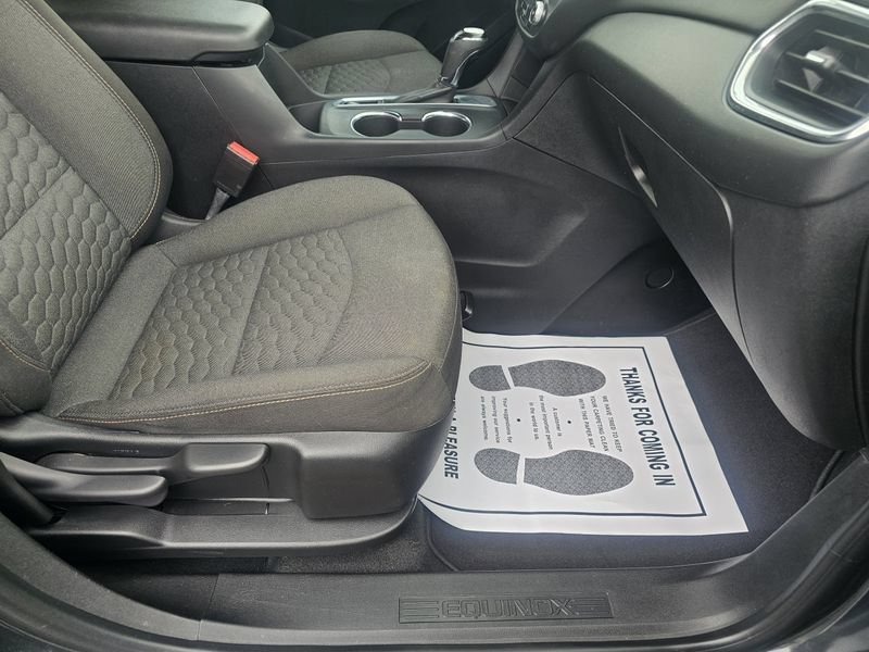 Used 2020 Chevrolet Equinox LT FWD image 20