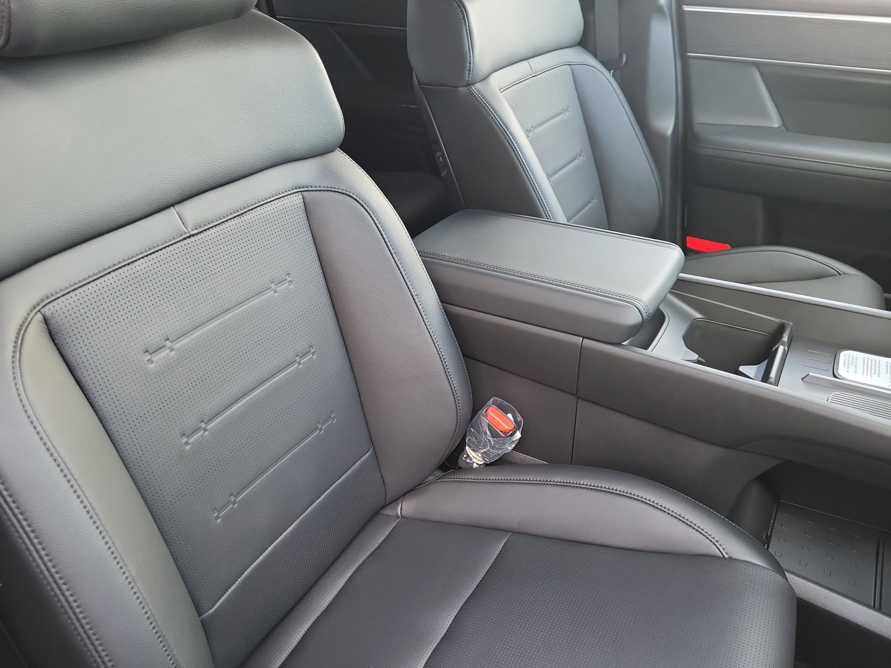 New 2026 Hyundai Santa Fe Limited image 19