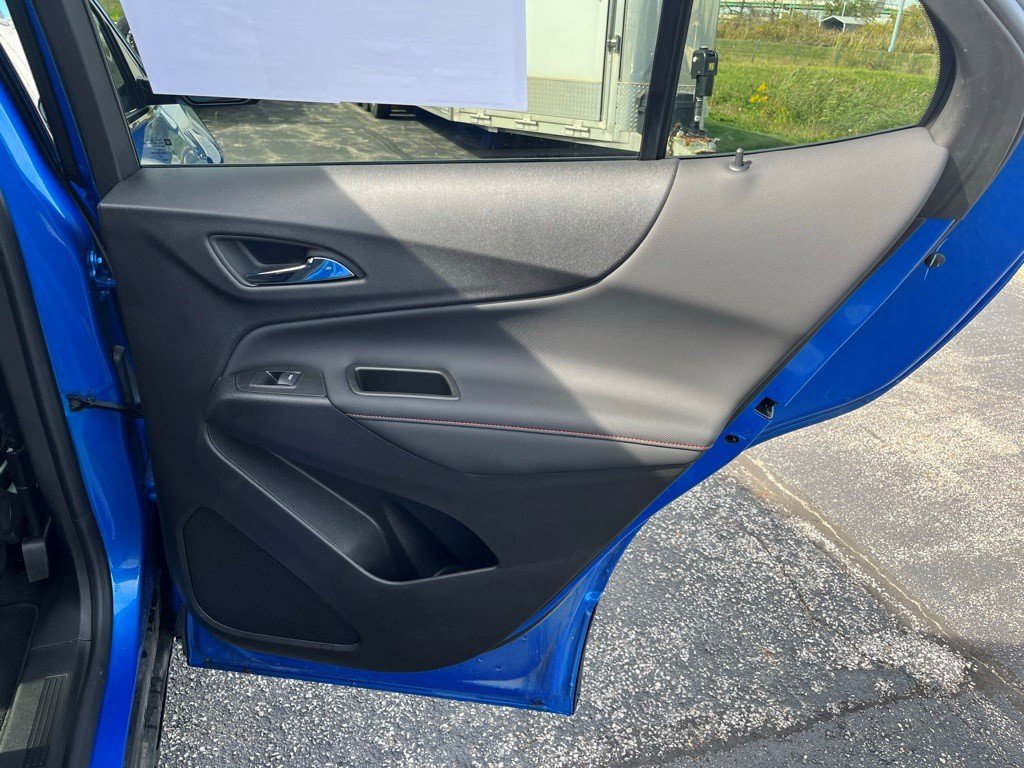 Certified 2024 Chevrolet Equinox RS image 29