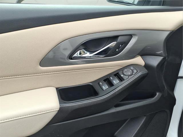 Certified 2023 Chevrolet Traverse LS w/ Midnight/Sport Edition FWD image 9