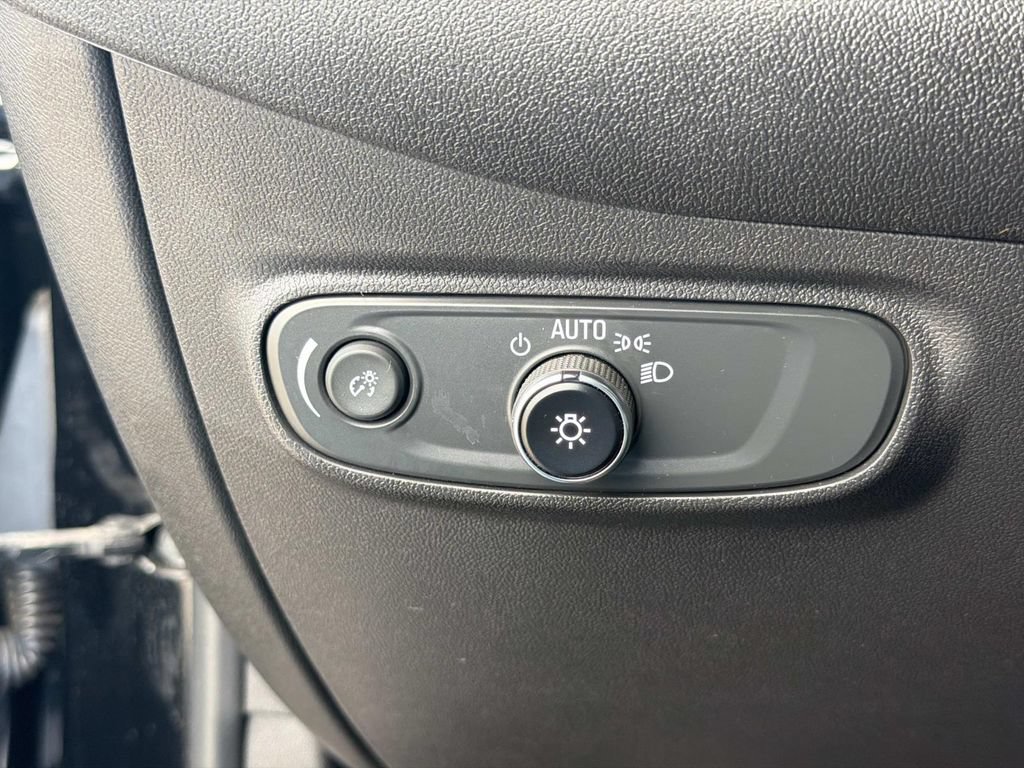 Used 2024 Chevrolet Equinox RS AWD/4WD image 12