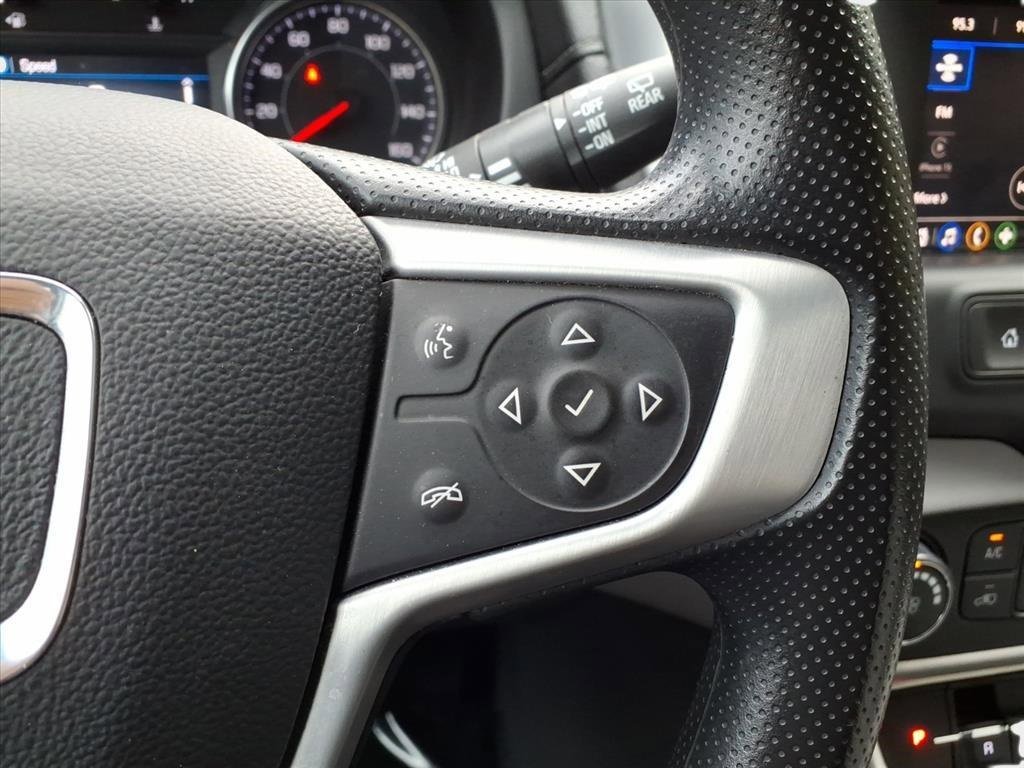 Used 2024 GMC Terrain SLE image 24