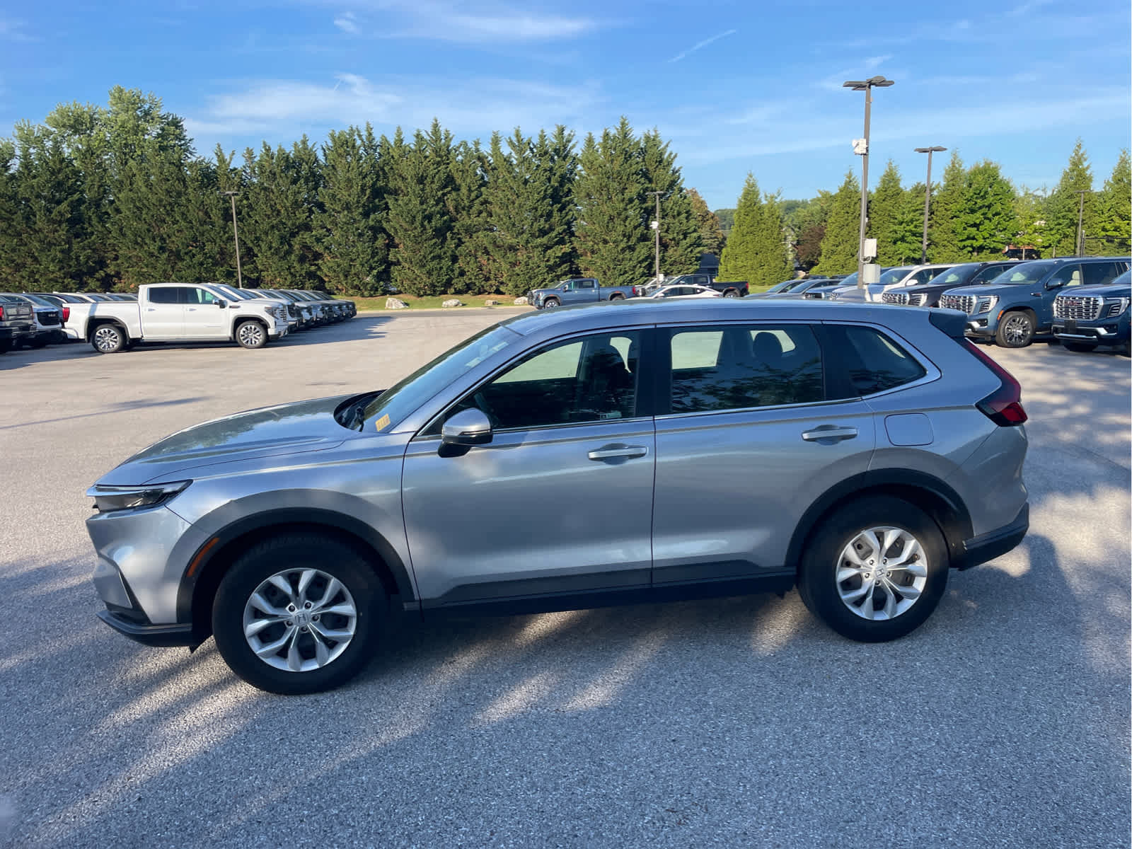 Used 2024 Honda CR-V LX image 2