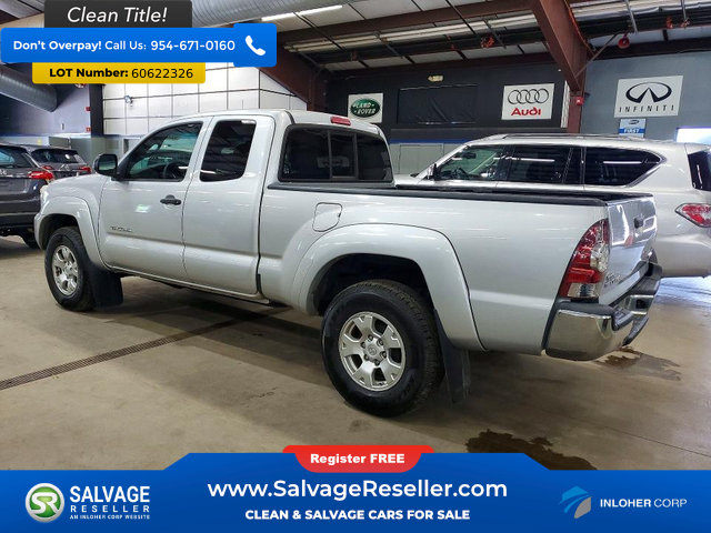 Used 2013 Toyota Tacoma 4x4 Access Cab w/ SR5 Pkg image 3