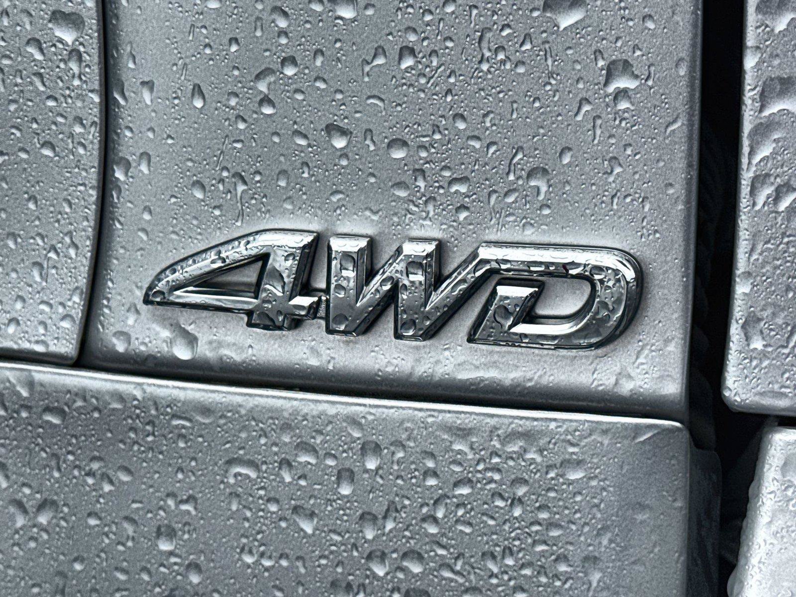 Used 2011 Toyota RAV4 Limited AWD/4WD image 19