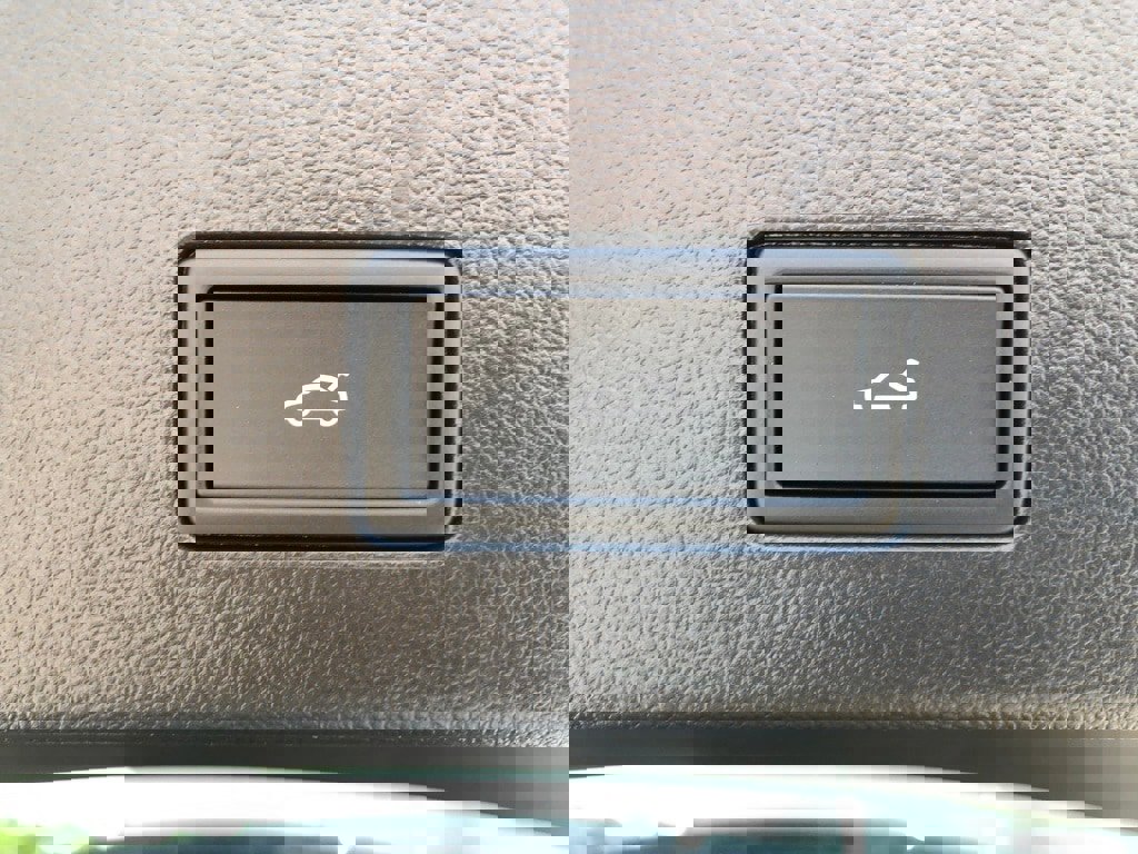 New 2025 Volkswagen Atlas Cross Sport SEL image 35