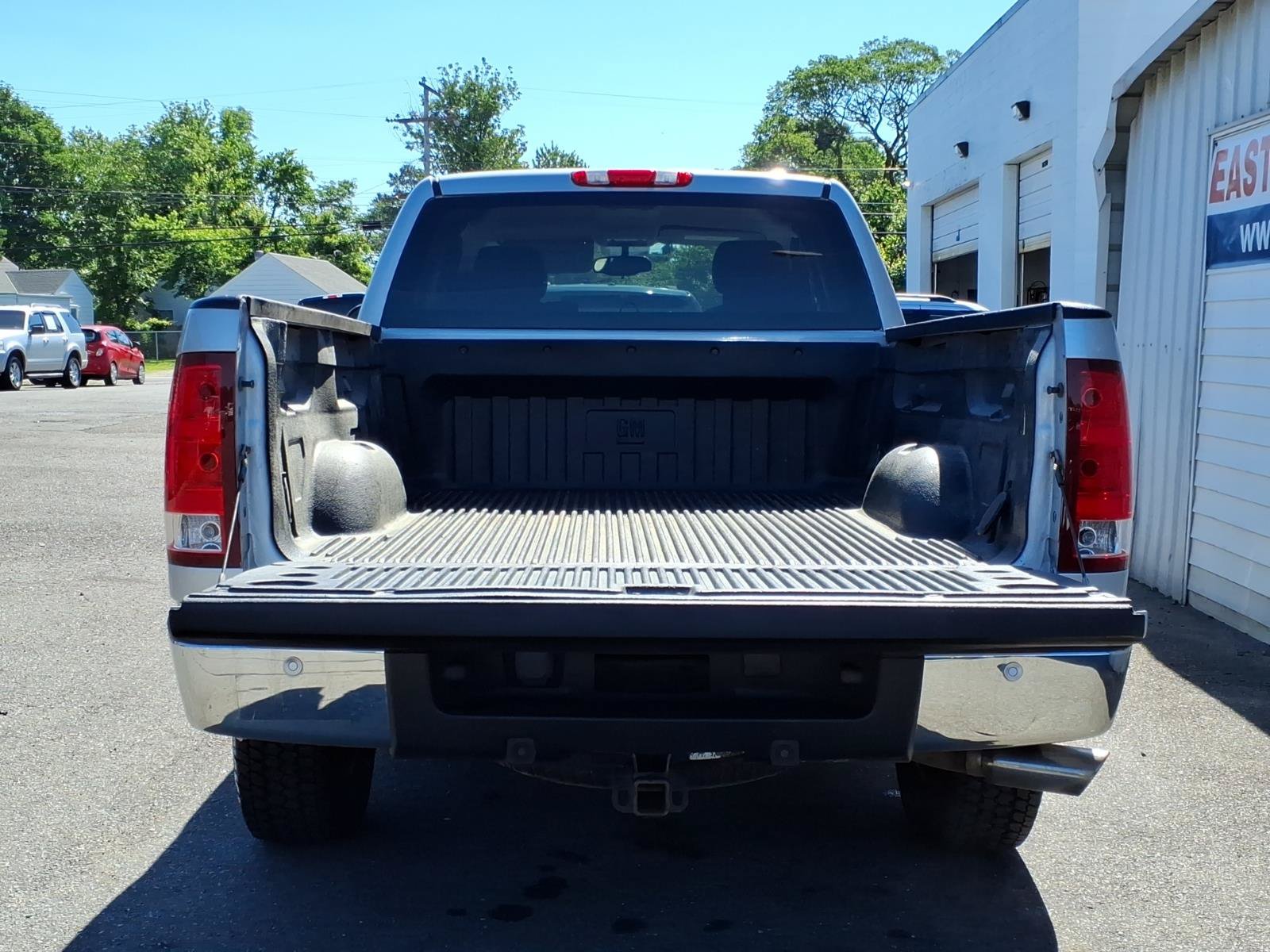 Used 2012 GMC Sierra 1500 SLE w/ Power Tech Package AWD/4WD image 4
