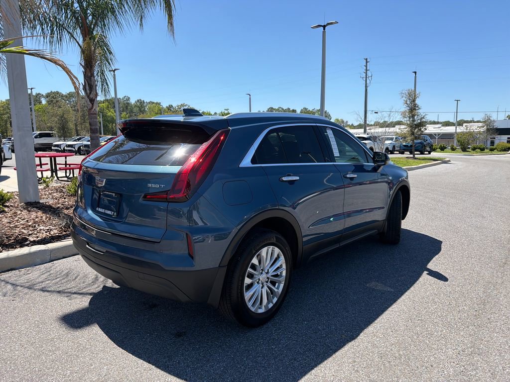 Used 2024 Cadillac XT4 Luxury image 7