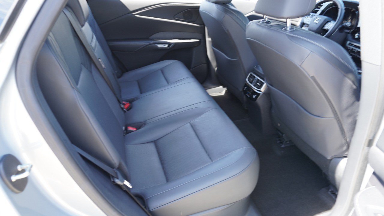 Certified 2026 Lexus RX 350 Premium FWD image 32