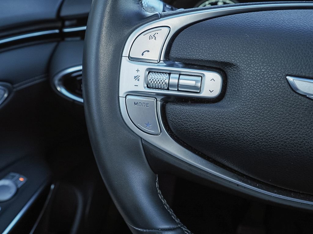 Used 2025 Genesis GV70 2.5T image 33