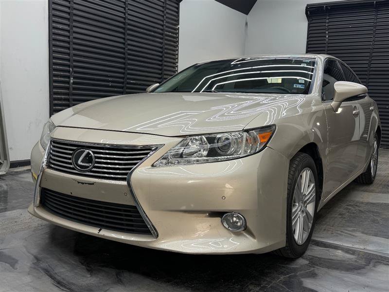 Used 2015 Lexus ES 350 w/ Premium Package FWD image 1