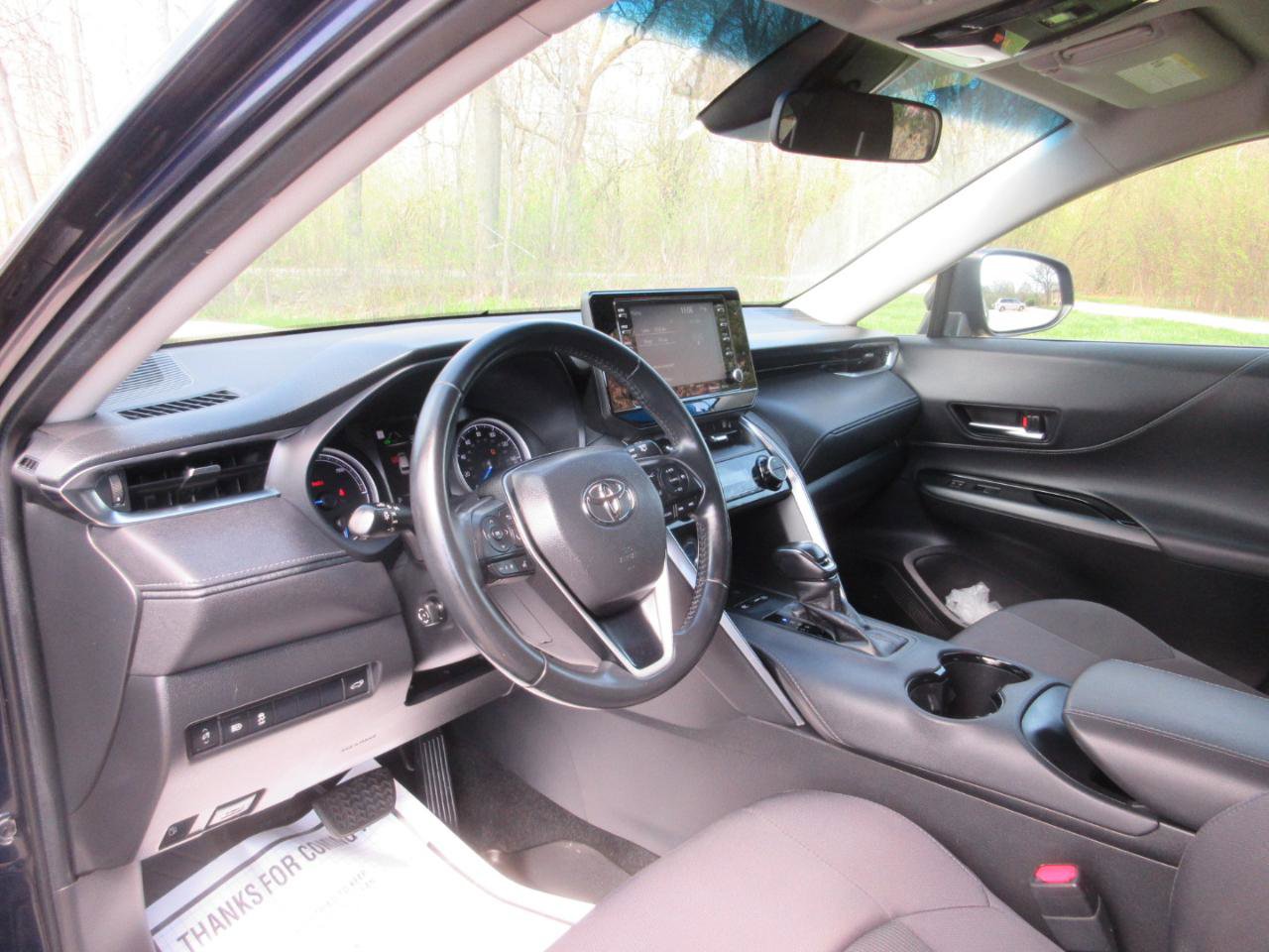 Used 2021 Toyota Venza LE w/ Carpet Mat Package (TMS) AWD/4WD image 32