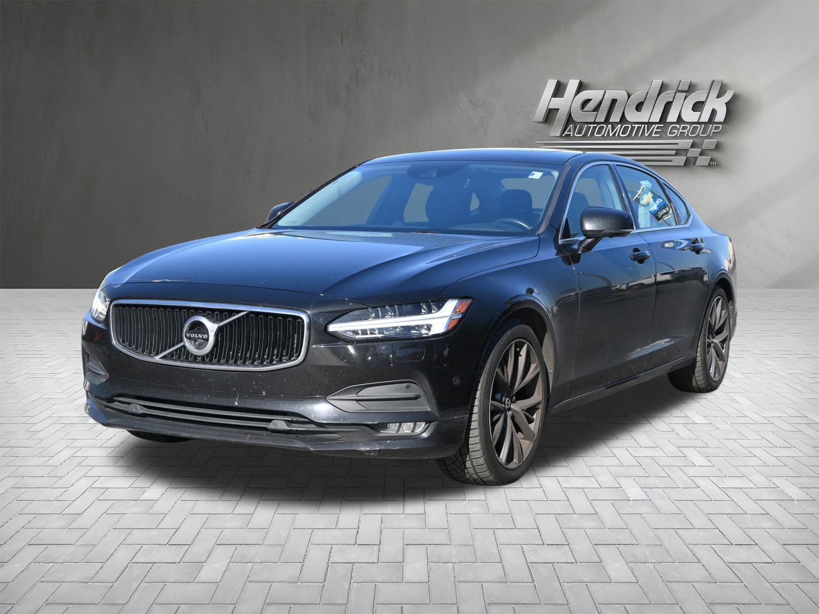 Used 2018 Volvo S90 T6 Momentum w/ Convenience Package image 6
