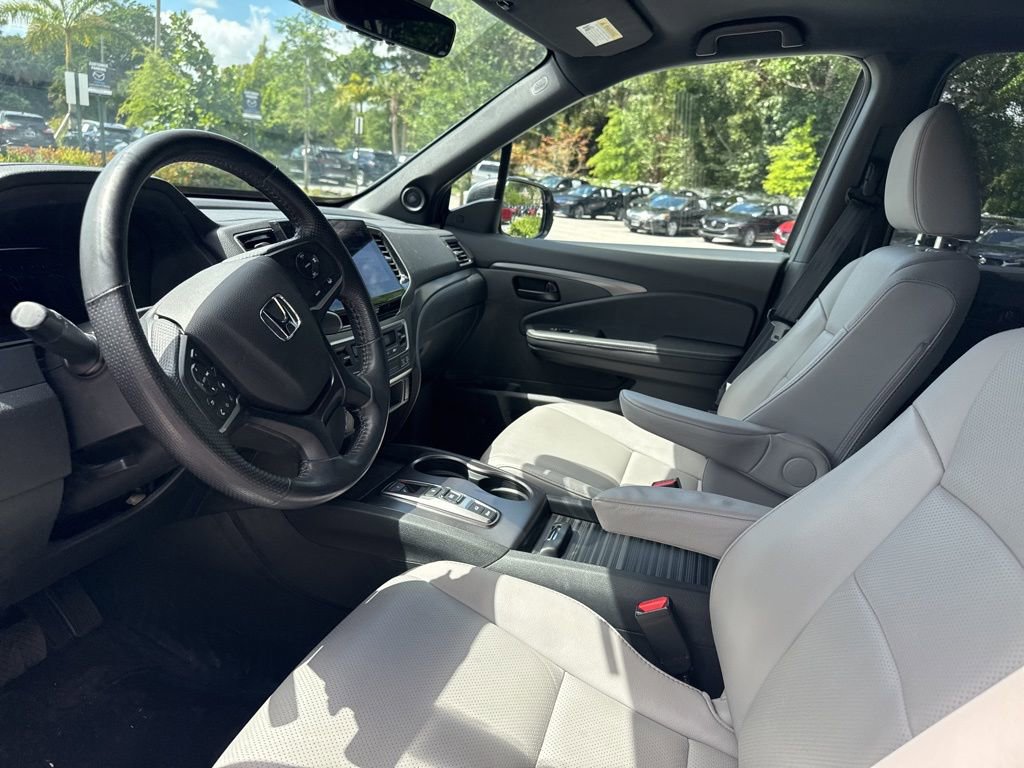 Used 2023 Honda Passport EX-L image 15