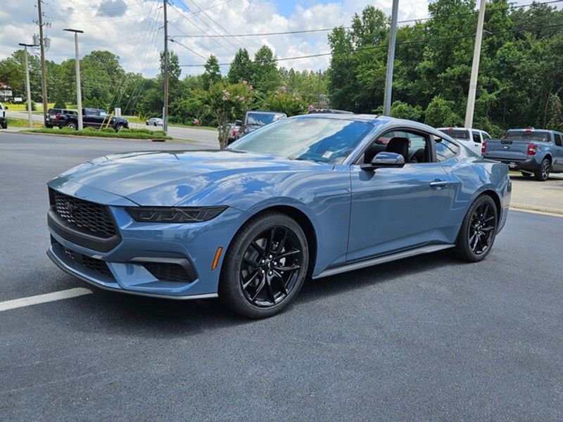 New 2025 Ford Mustang Coupe image 3